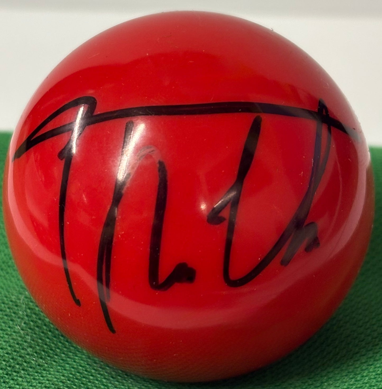 2x Ranking Event Winner Thepchaiya Un-Nooh Signed Red 2’’ Snooker Ball + Dealer COA