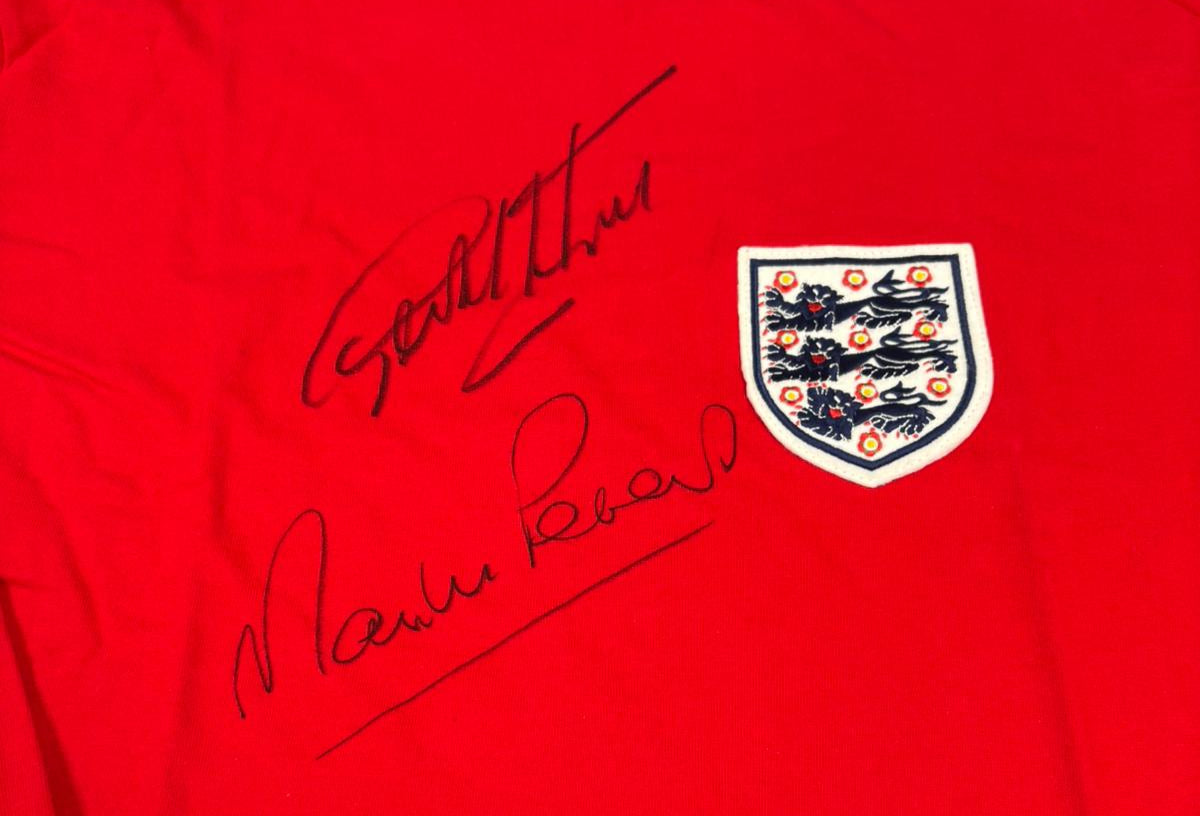 England 1966 World Cup Final Retro Football Shirt Signed by Martin Peters & Geoff Hurst + COA