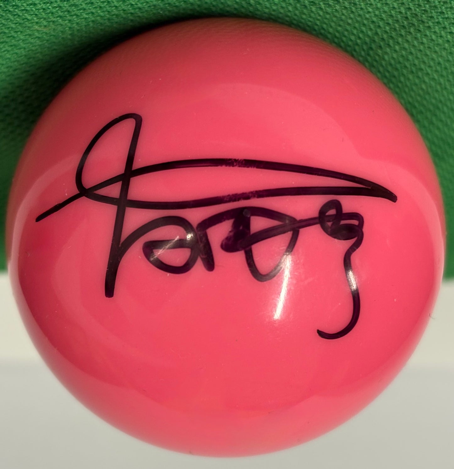 Women’s World Number One Bai Yulu Signed Pink 2’’ Snooker Ball + COA