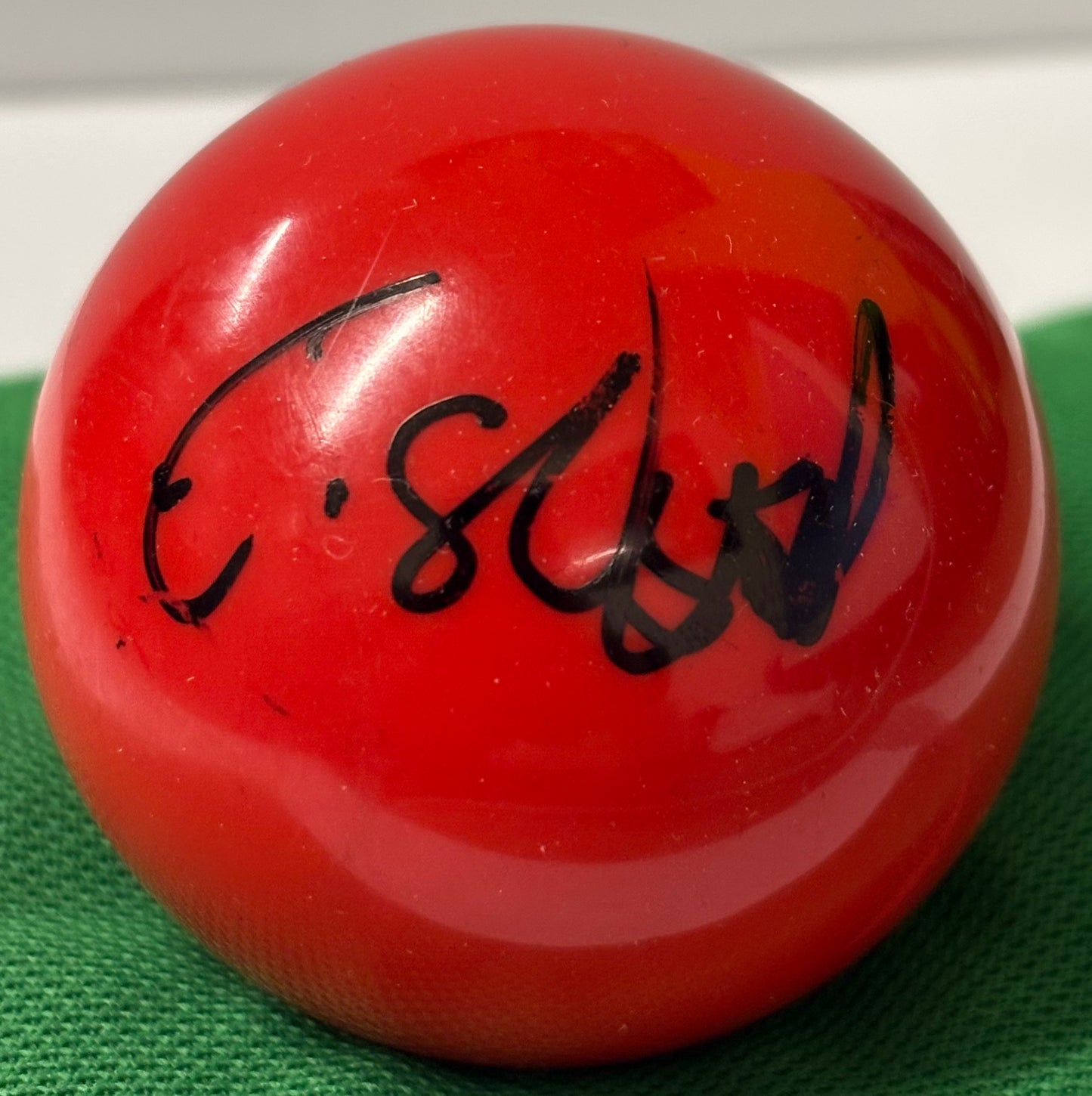 Elliott Slessor Signed Red Snooker Ball + Dealer COA