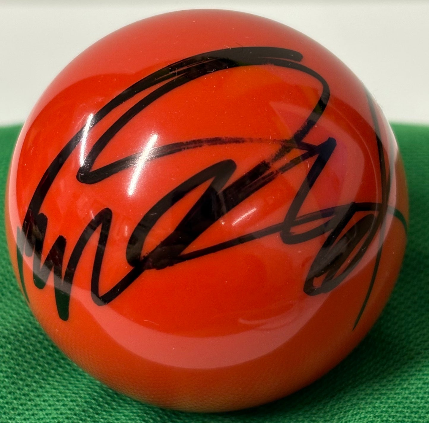 World Snooker Tour Player Ryan Day Signed Red Snooker Ball + COA
