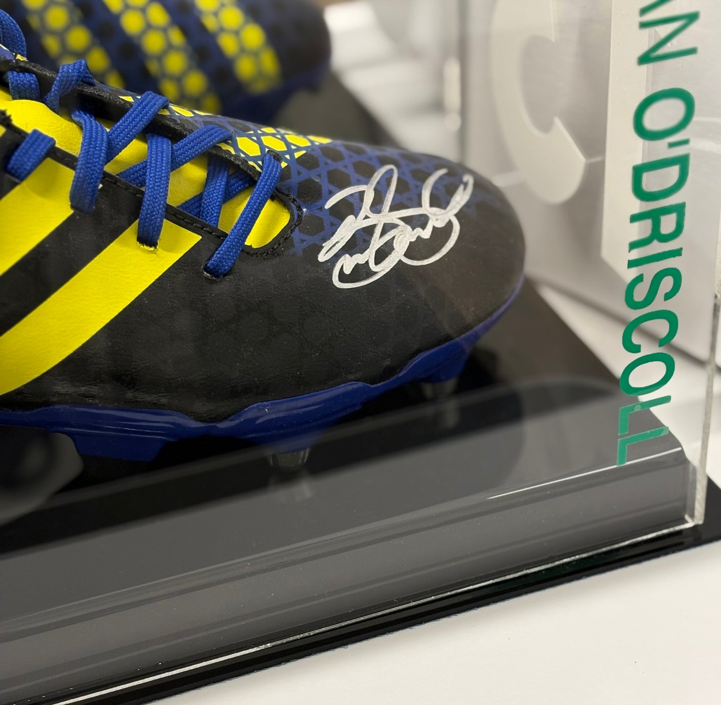 Brian O'Driscoll Signed Black & Yellow Adidas Rugby Boot In Acrylic Case with COA