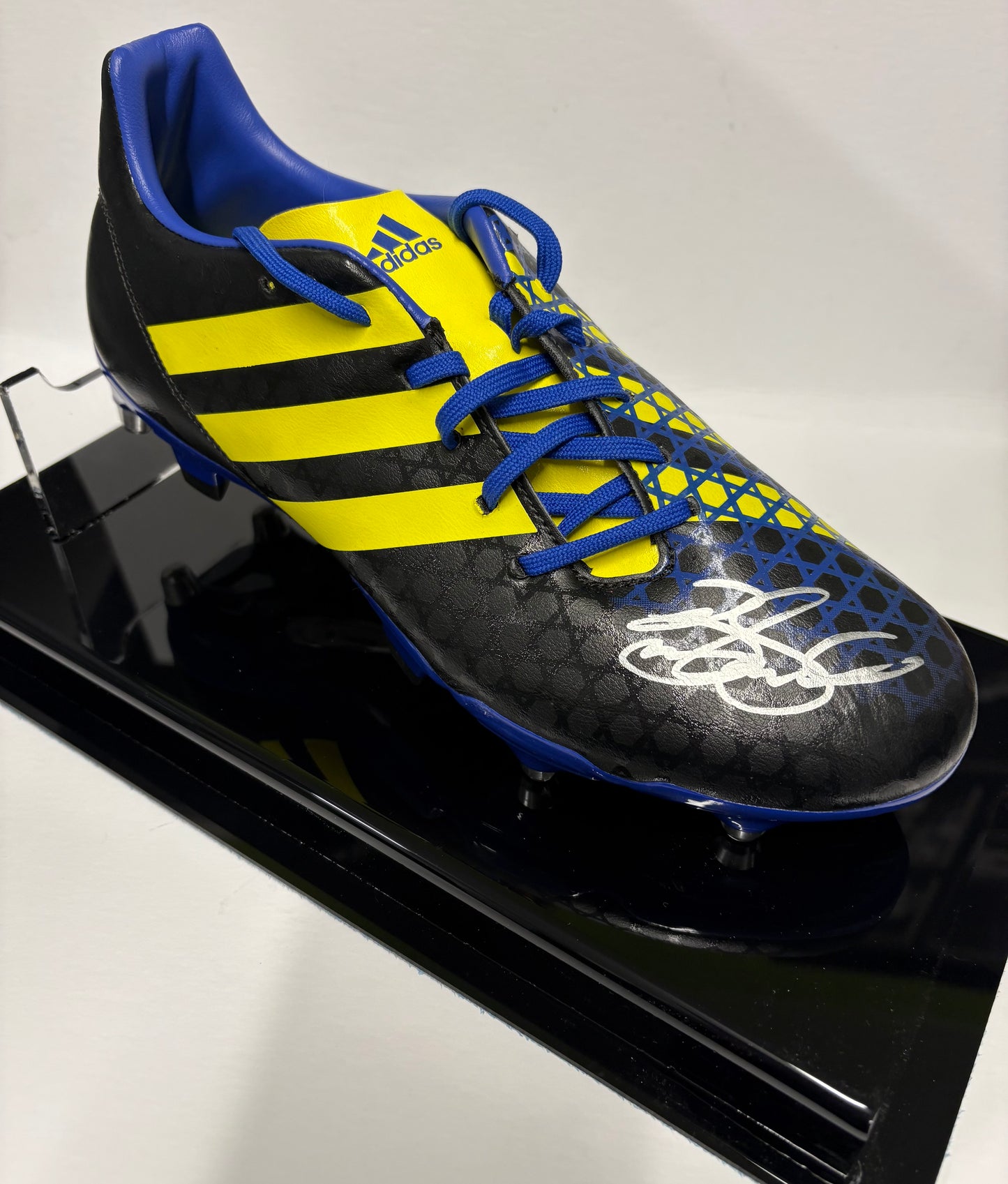 Brian O'Driscoll Signed Black & Yellow Adidas Rugby Boot In Acrylic Case with COA