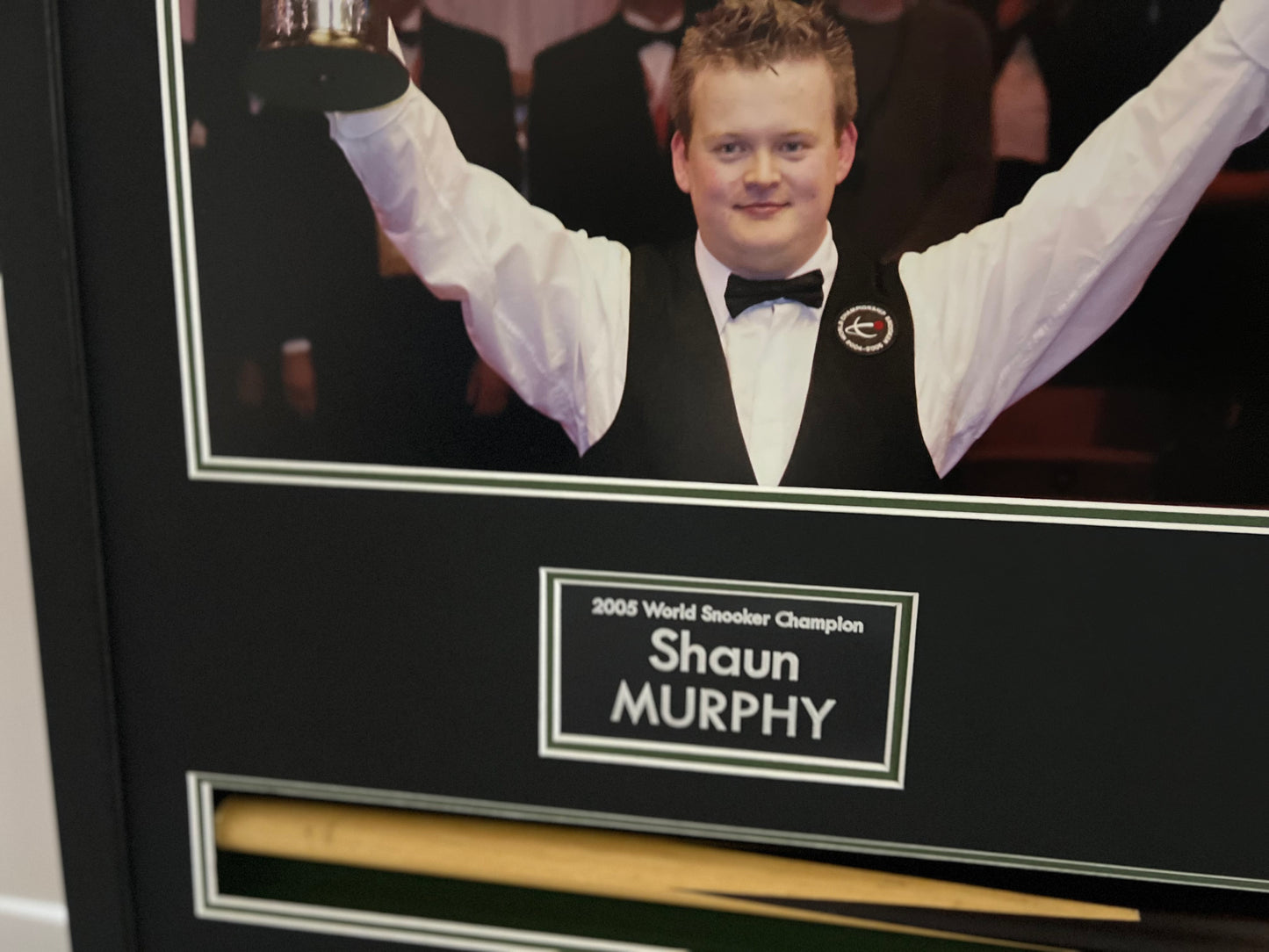Shaun Murphy Triple Crown Snooker Champion Framed Signed Snooker Cue & Photo Display + Cert