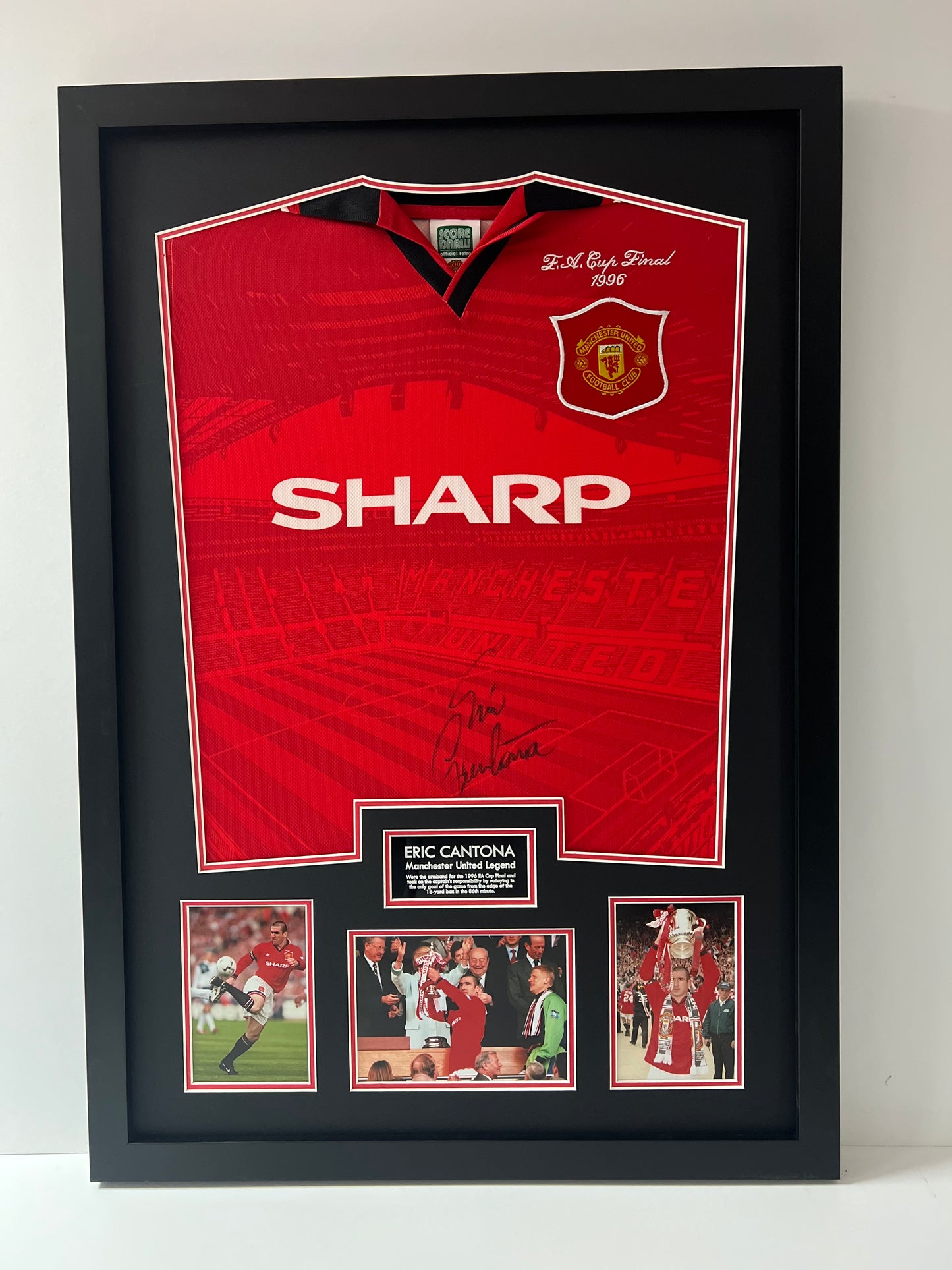 Eric Cantona Signed & Framed Retro Manchester United 1996 FA Cup Final Shirt + Cert