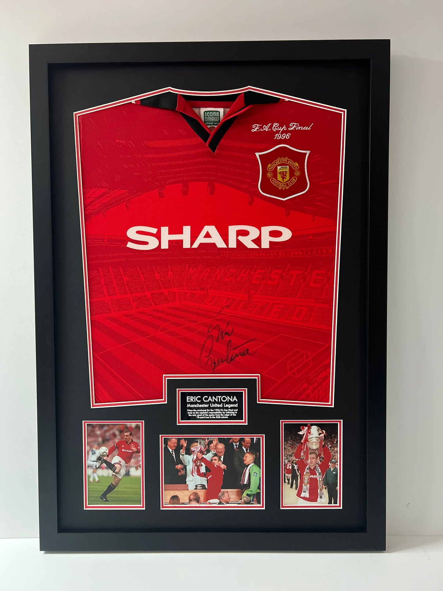 Eric Cantona Signed & Framed Retro Manchester United 1996 FA Cup Final Shirt + Cert