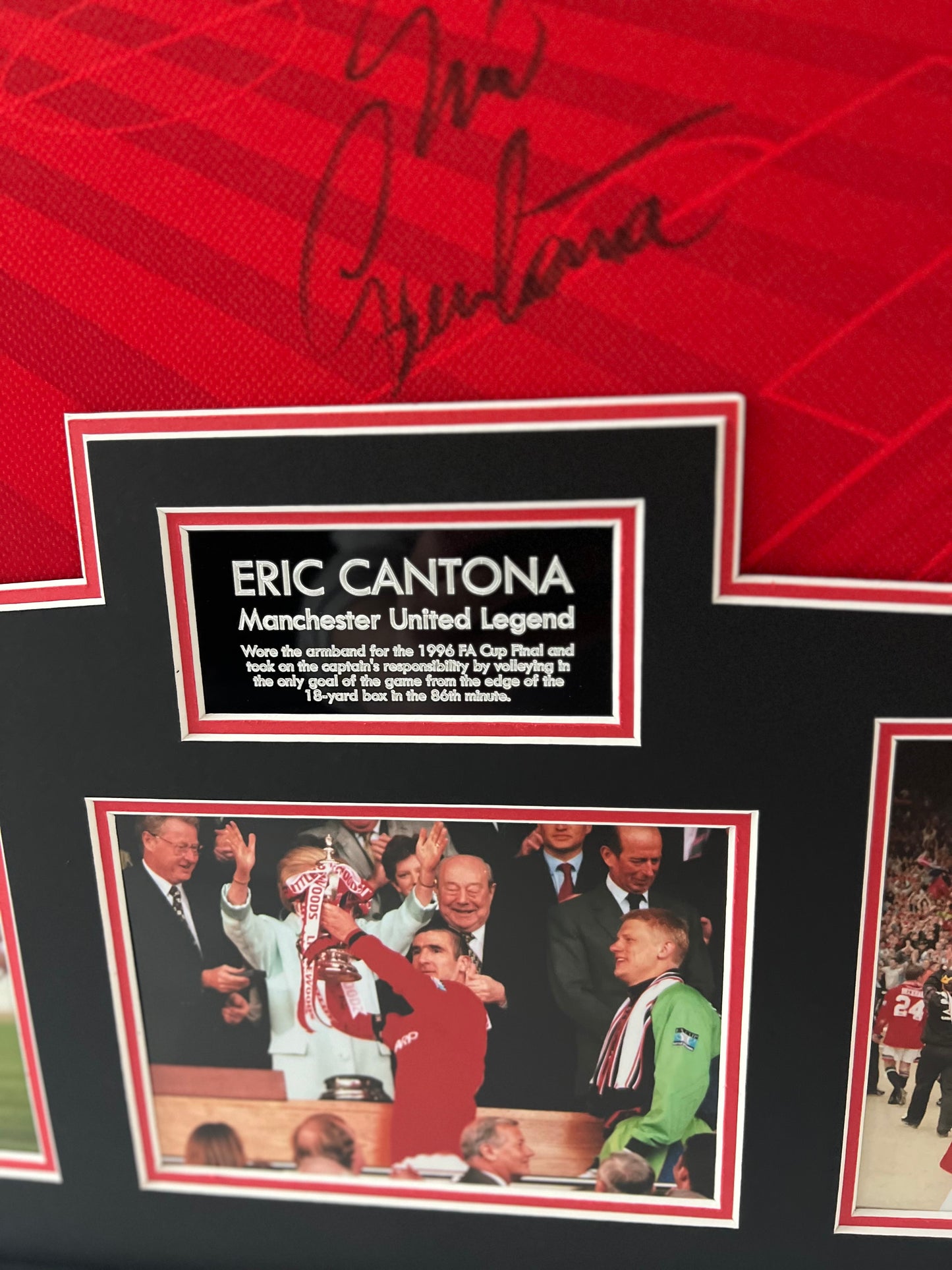 Eric Cantona Signed & Framed Retro Manchester United 1996 FA Cup Final Shirt + Cert