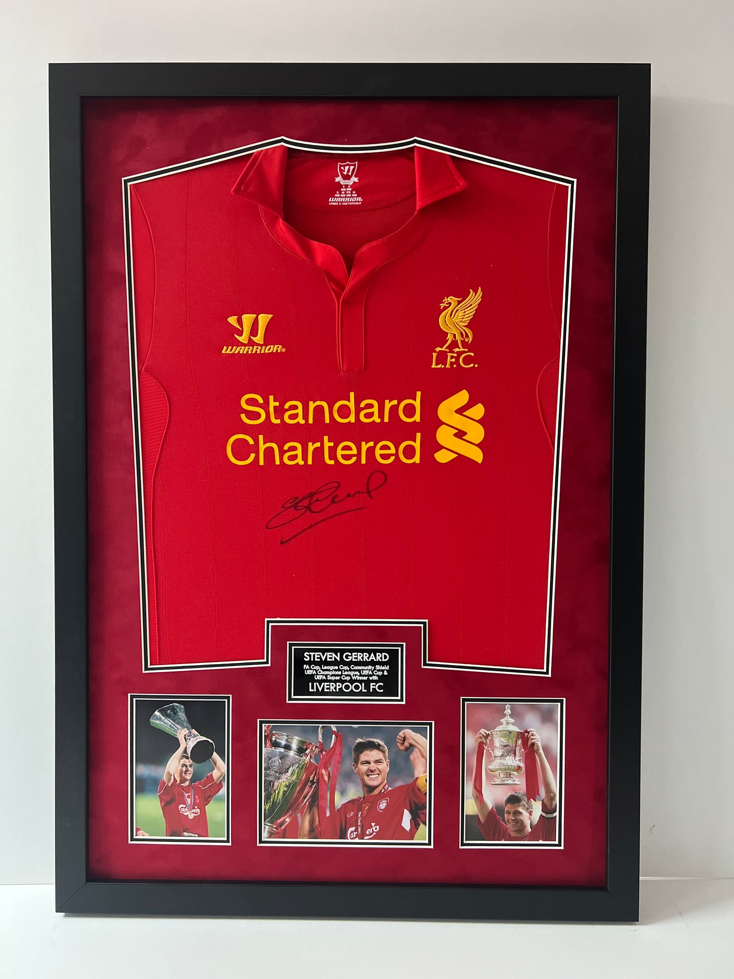 Steven Gerrard Signed & Framed Liverpool FC Shirt + Dealer COA