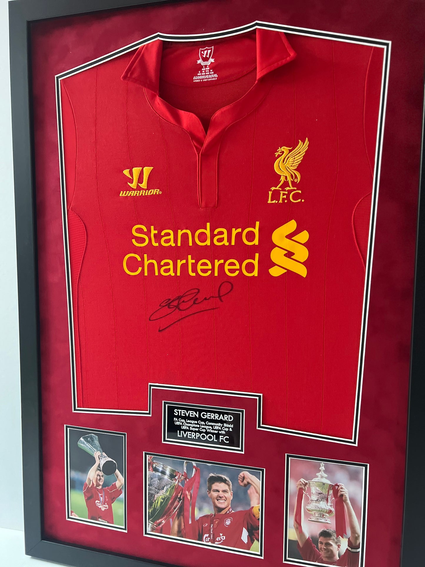 Steven Gerrard Signed & Framed Liverpool FC Shirt + Dealer COA