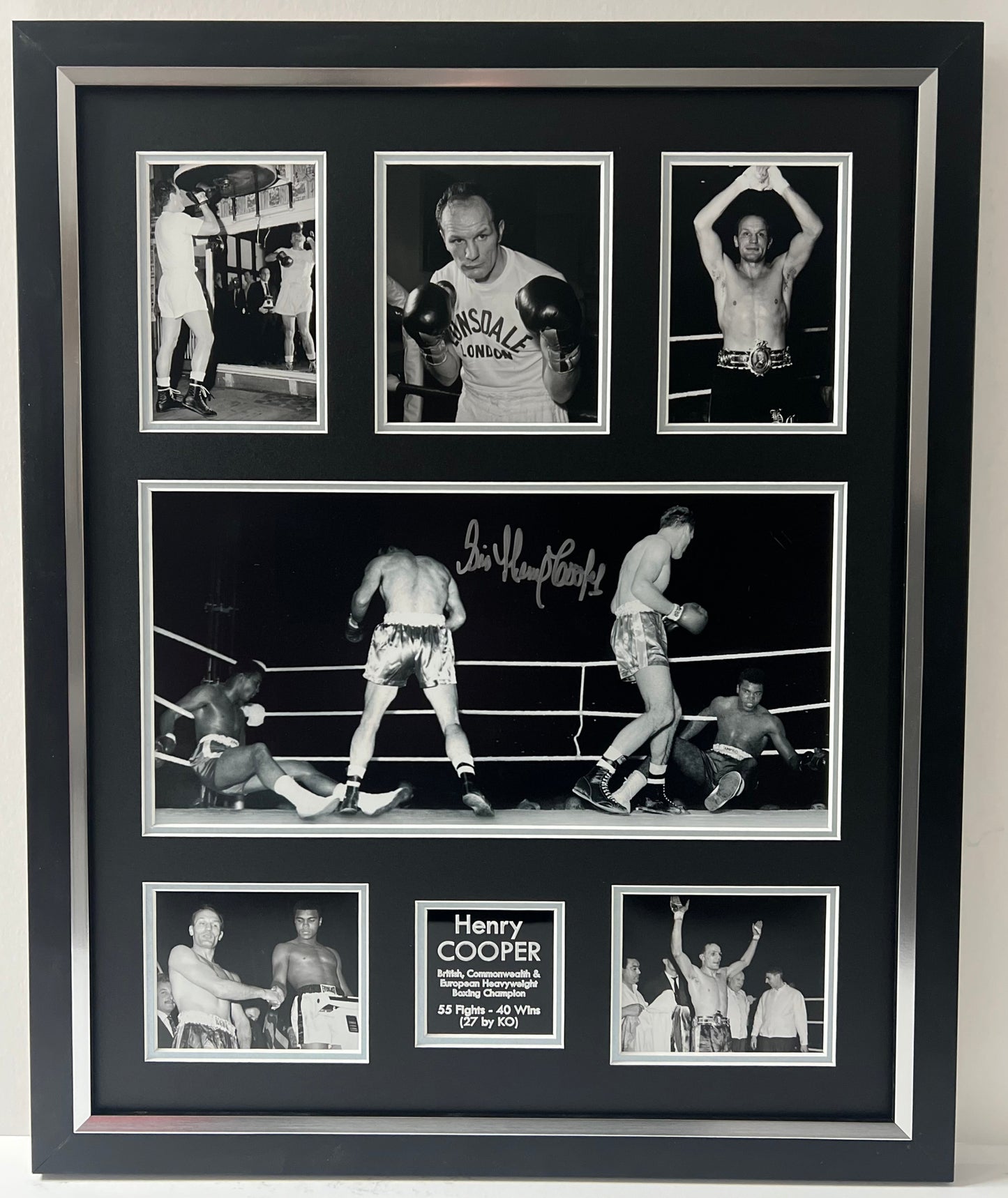 Sir Henry Cooper Heavyweight Boxing Legend Signed & Framed Photo Display + Cert