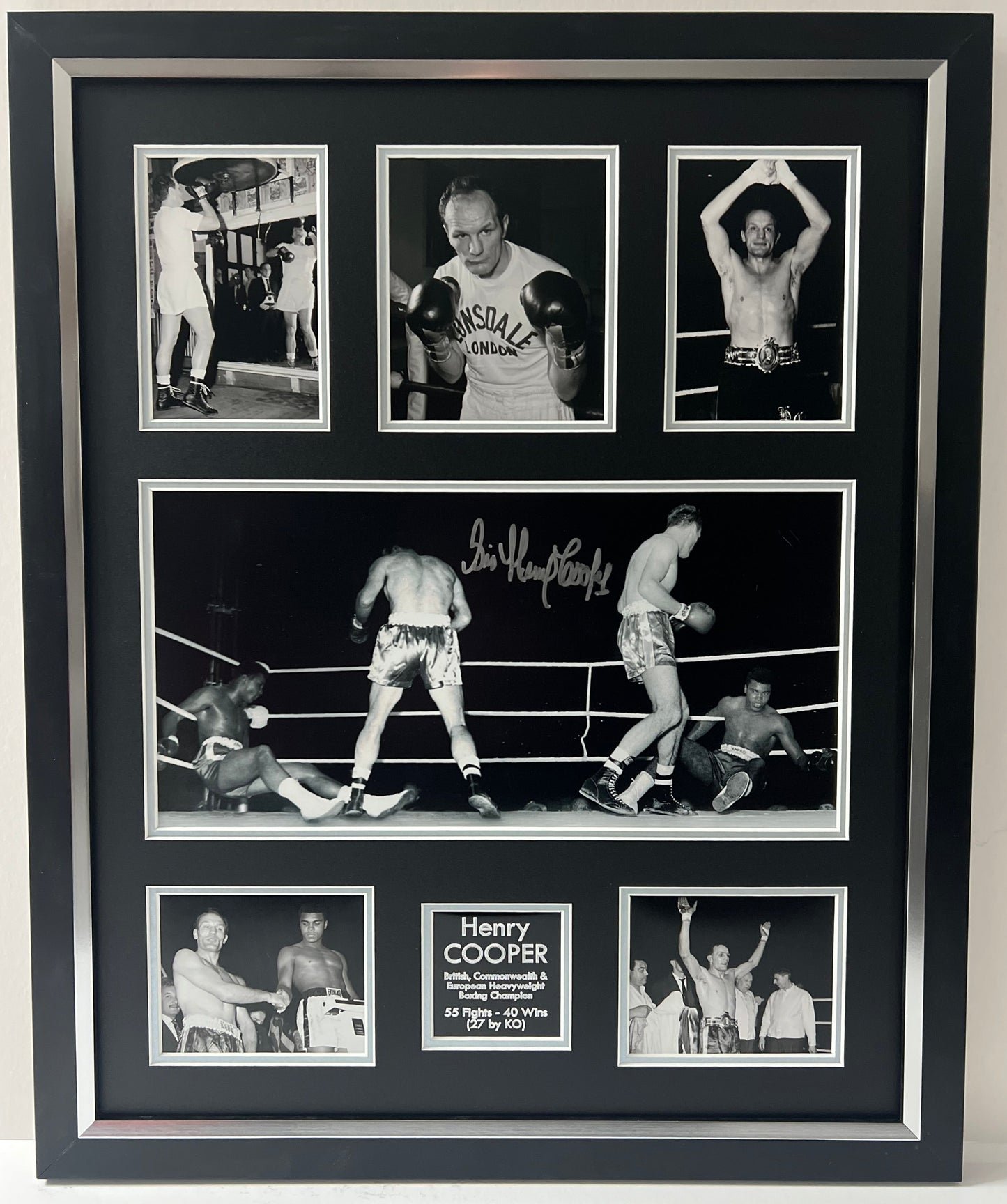 Sir Henry Cooper Heavyweight Boxing Legend Signed & Framed Photo Display + Cert