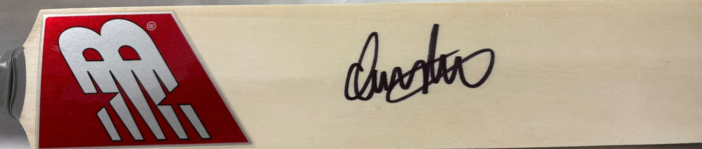 Ollie Pope England (VC) & Surrey Cricketer Signed Mini NB Cricket Bat + COA