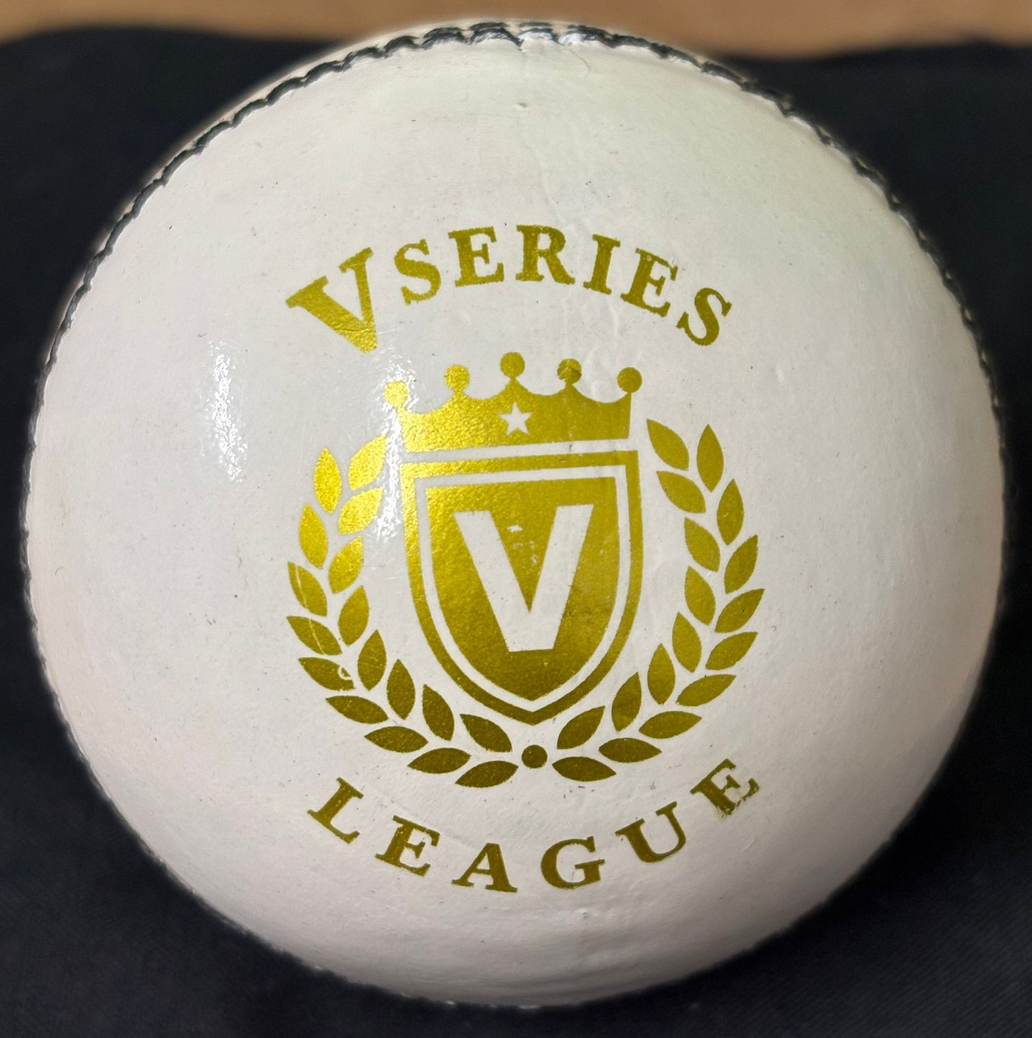 Indian & Delhi Capitals Cricketer KL Rahul Signed White Cricket Ball + Dealer COA