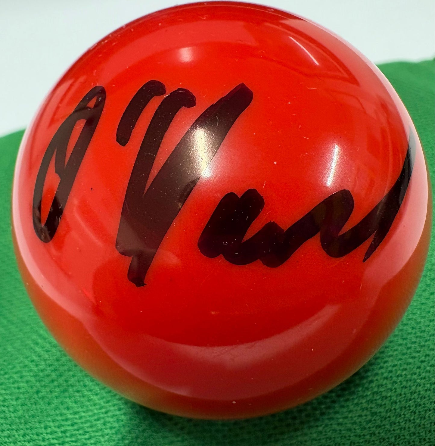 Martin O'Donnell Signed RED Snooker Ball + Dealer COA