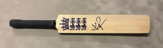 Kevin Pietersen England Legend & Star Batsmen Signed Mini Cricket Bat + Cert