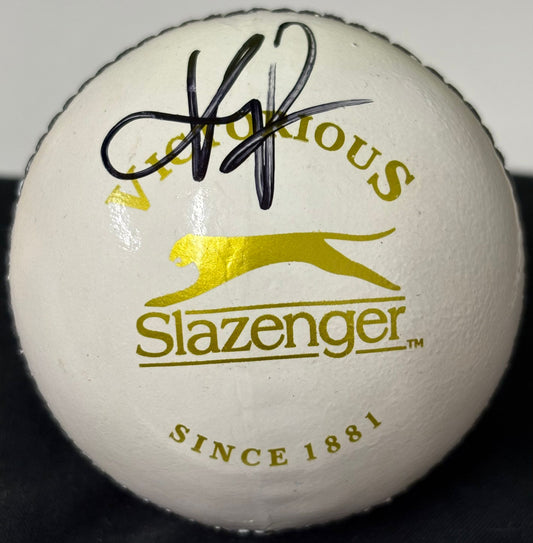Kevin Pietersen England Cricketer & Star Batsmen Signed White Cricket Ball + Cert