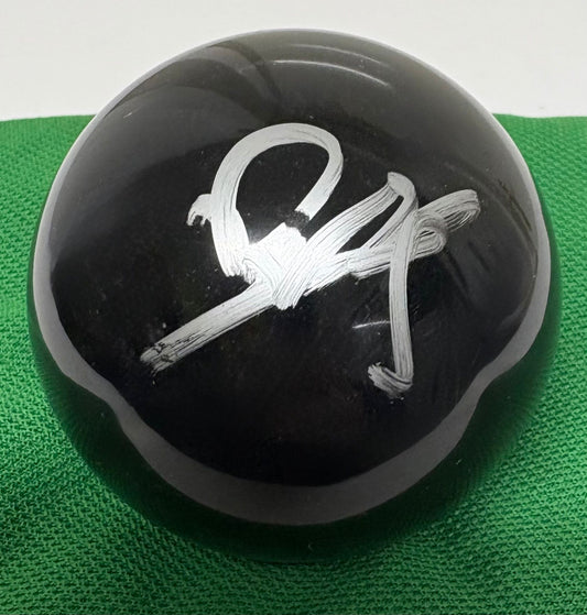 Wu Yize Signed BLACK Snooker Ball + Dealer COA