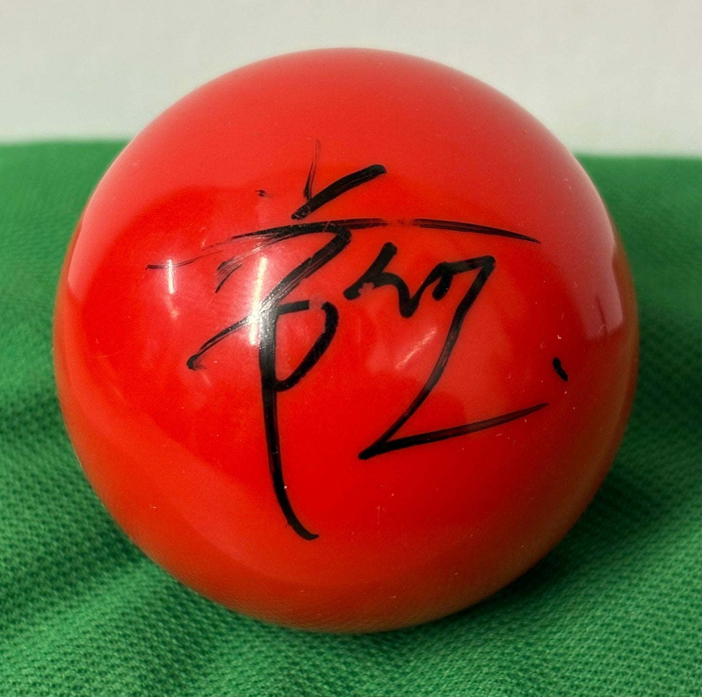 Red Snooker Ball Signed by Chinese Snooker Player Chang Bingyu + Dealer COA