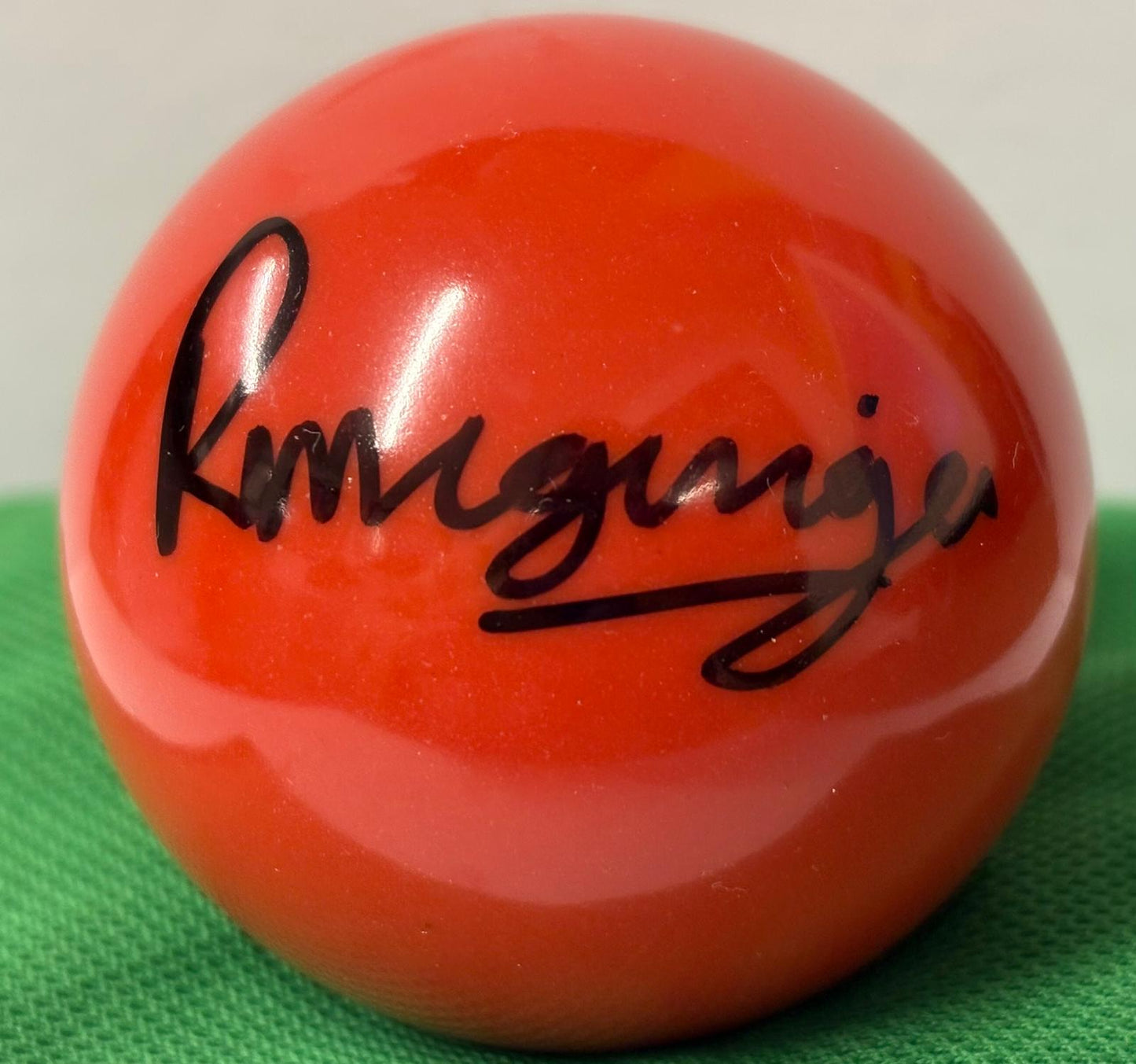 3x Northern Ireland Amateur Champion Robbie McGuigan Signed Red Snooker Ball + COA