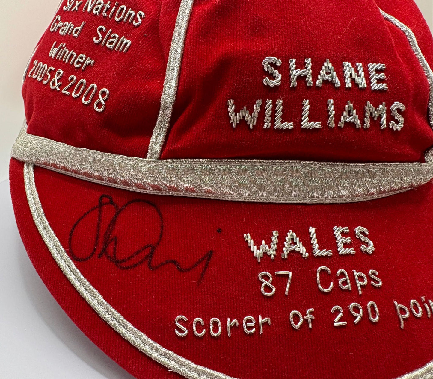 Shane Williams Signed Wales Tribute Rugby Cap with Welsh Honours Embroidered with COA (2)