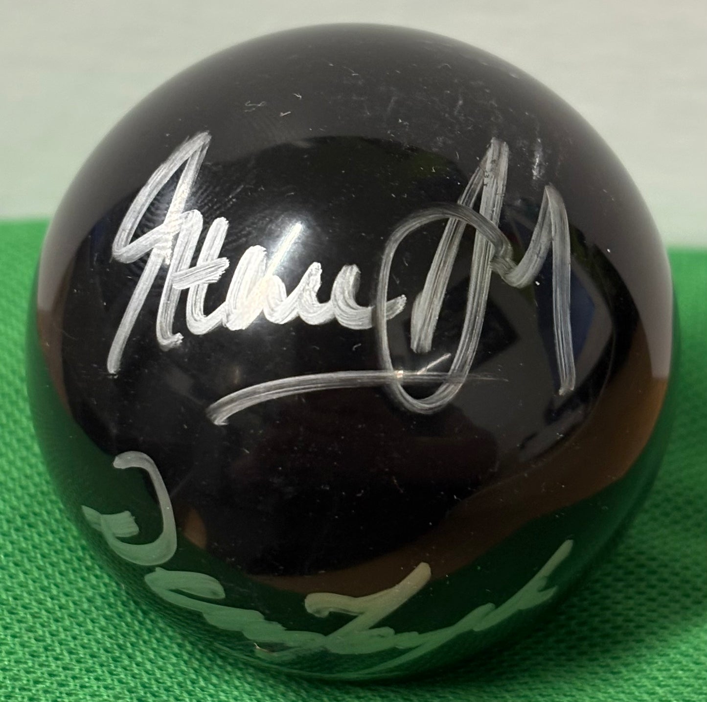 Snooker Legends Dennis Taylor & Steve Davis Signed Black Snooker Ball + Cert