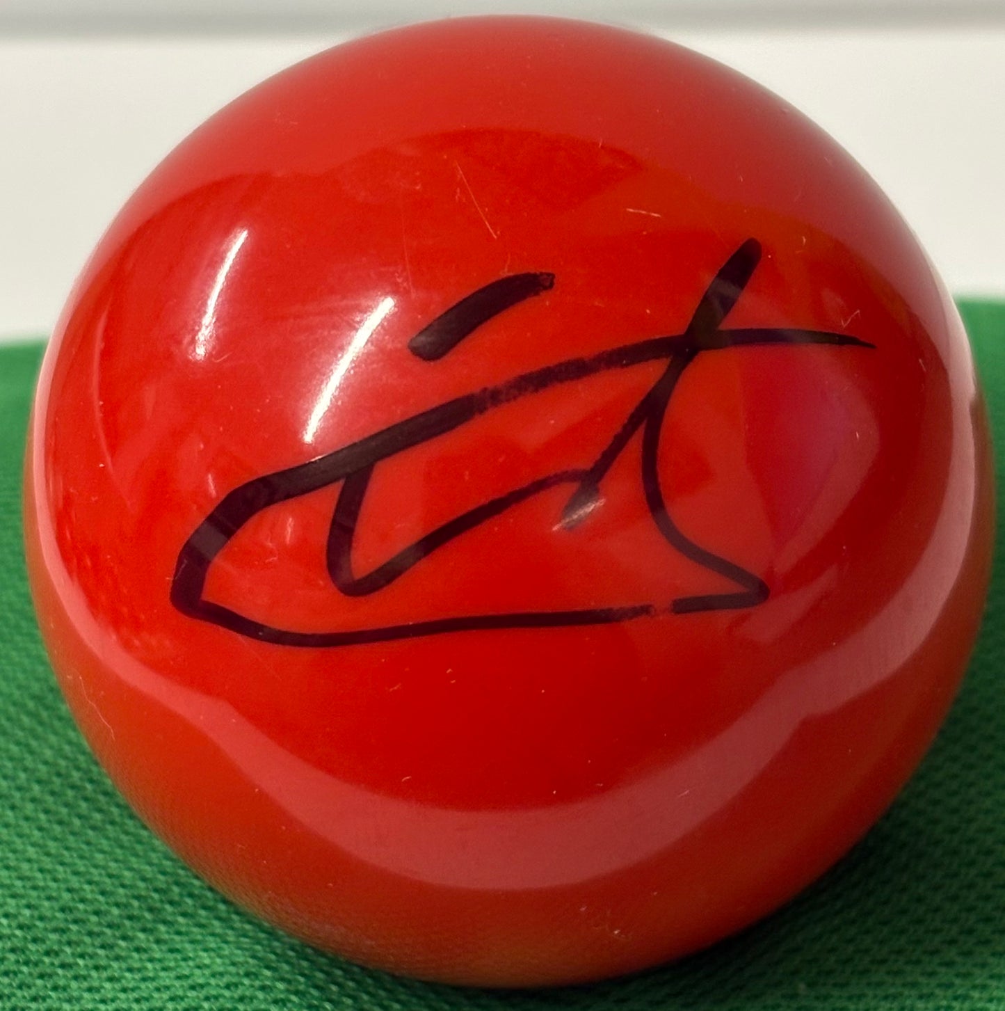 2022 European Masters Winner Fan Zhengyi Signed Red Snooker Ball + COA