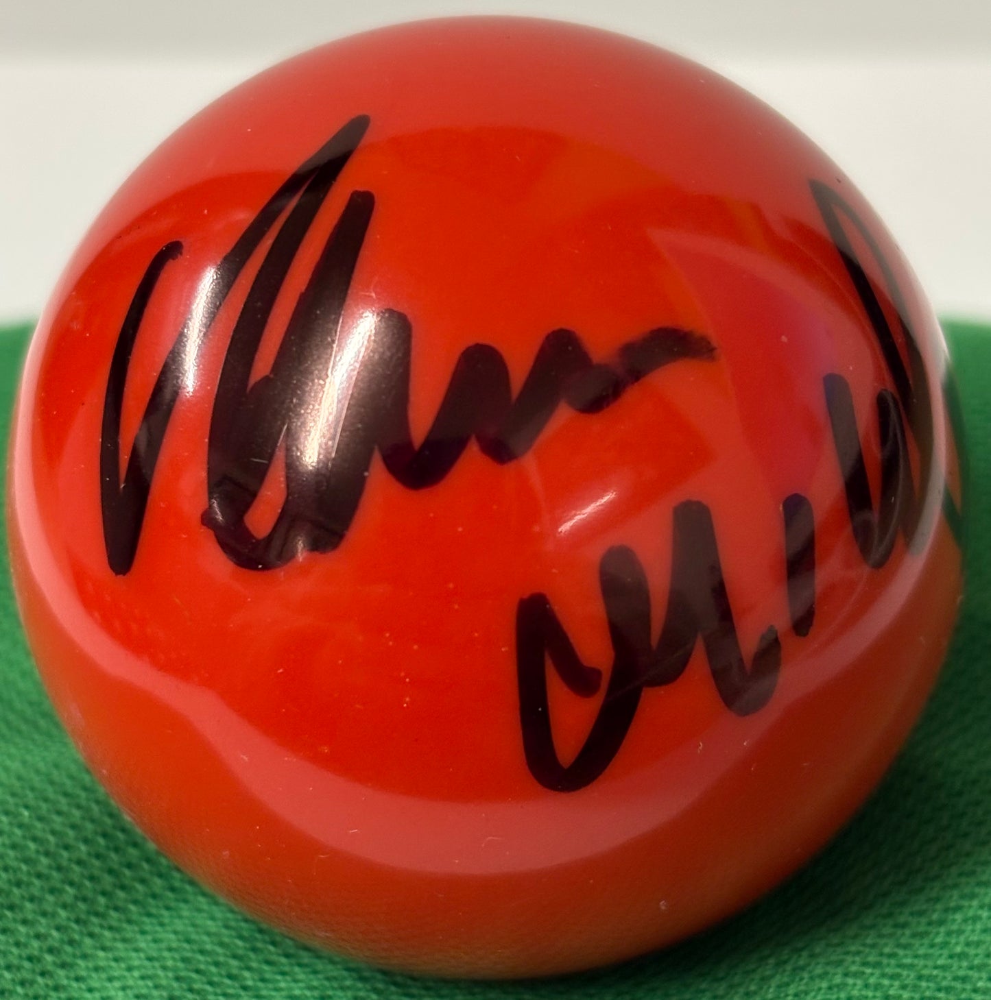 Snooker Legend & TV Pundit Alan McManus Signed Red Snooker Ball + COA