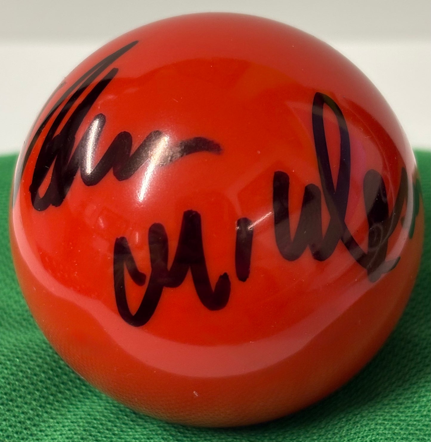 Snooker Legend & TV Pundit Alan McManus Signed Red Snooker Ball + COA