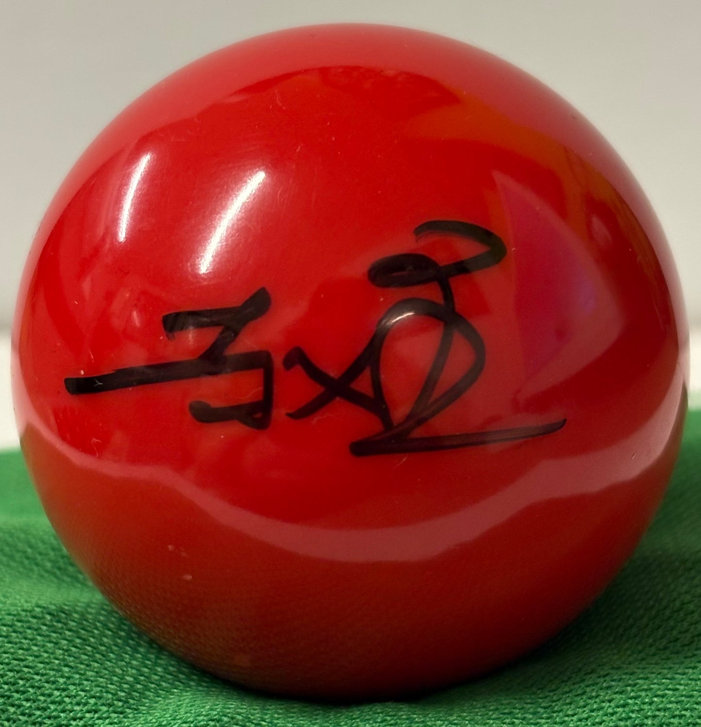 2025 Snooker World Champion Zhao Xintong Signed Red Snooker Ball + Cert