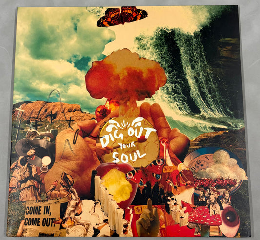 Liam Gallagher 'Oasis' Signed Dig Out Your Soul 12'' Vinyl with COA
