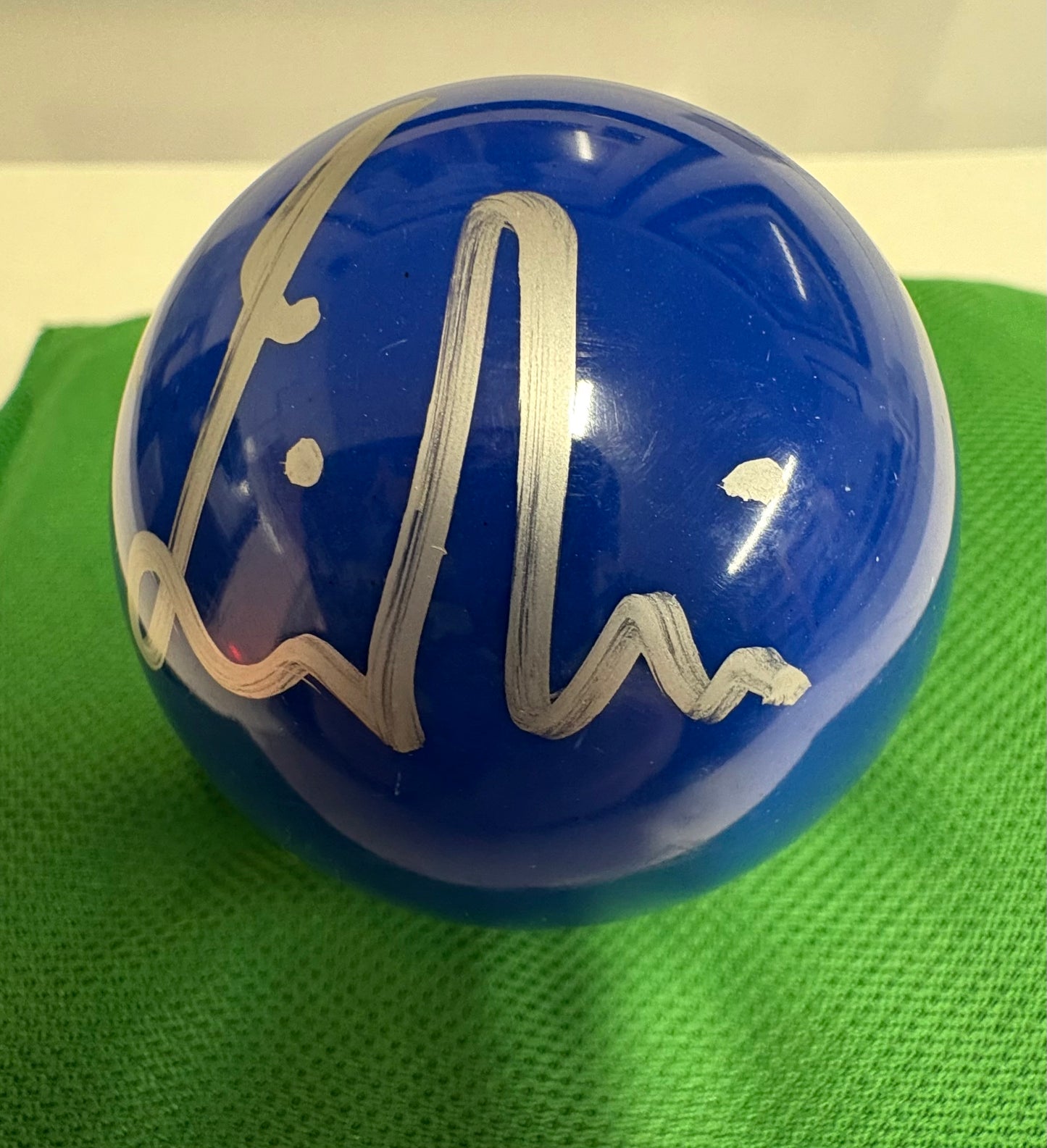Jack Lisowski Signed BLUE Snooker Ball (Private Signing) + Dealer COA