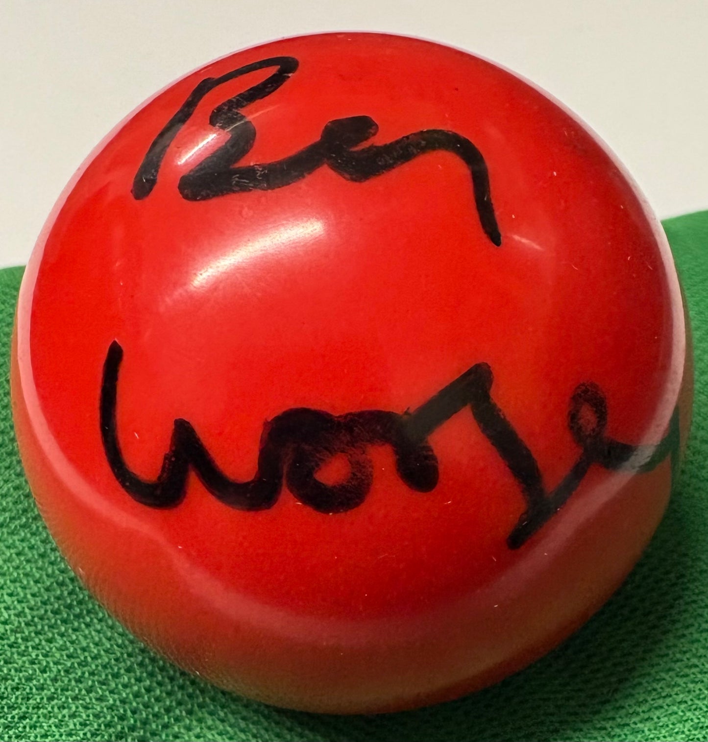 Ben Woollaston Signed RED Snooker Ball + Dealer COA