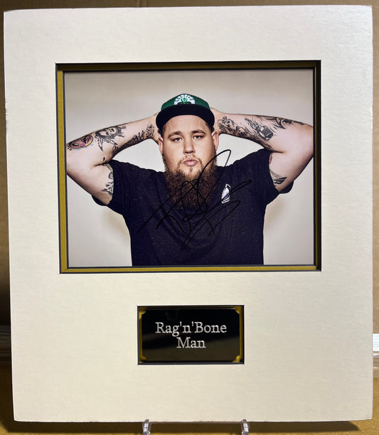 Rag'n'Bone Man English Singer - Signed & Mounted 10x8 Photo Display with COA