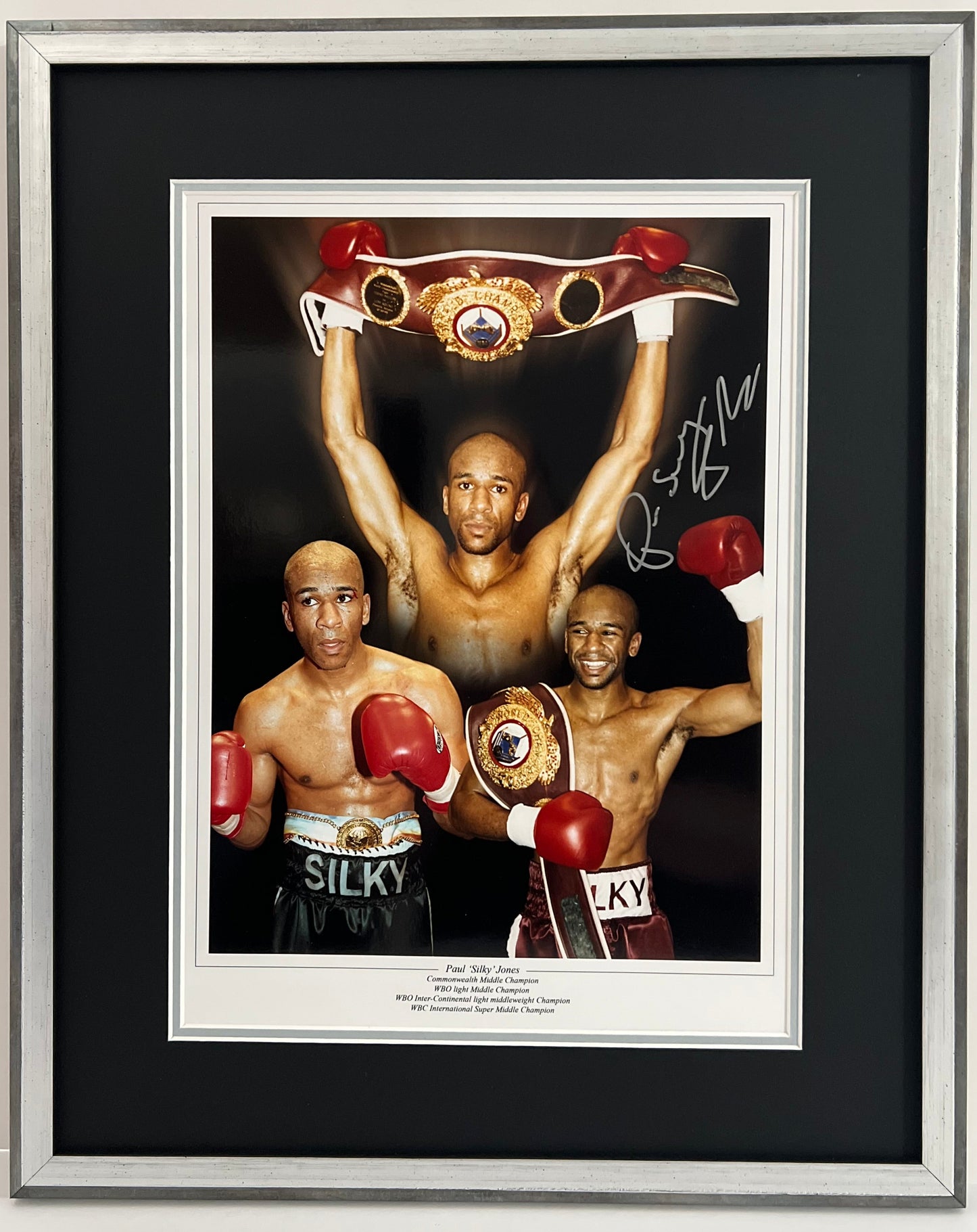 Paul 'Silky' Jones World Middleweight Boxing Champion Framed & Signed Photo Display + Dealer COA