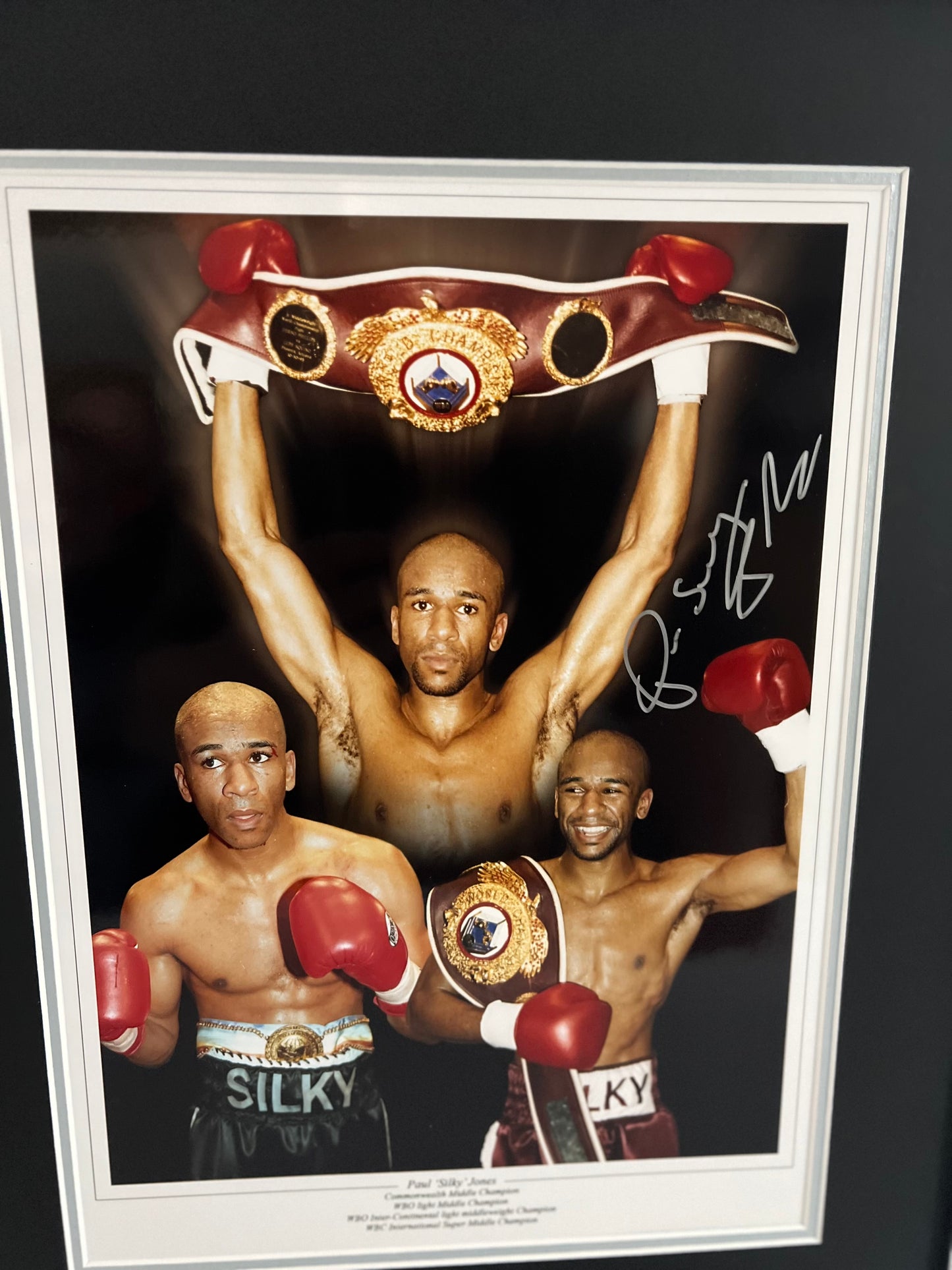 Paul 'Silky' Jones World Middleweight Boxing Champion Framed & Signed Photo Display + Dealer COA