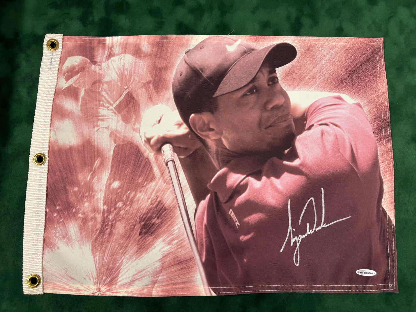 Tiger Woods RARE Signed PenCam Upper Deck Golf Flag & Signing Video + UD UDA COA