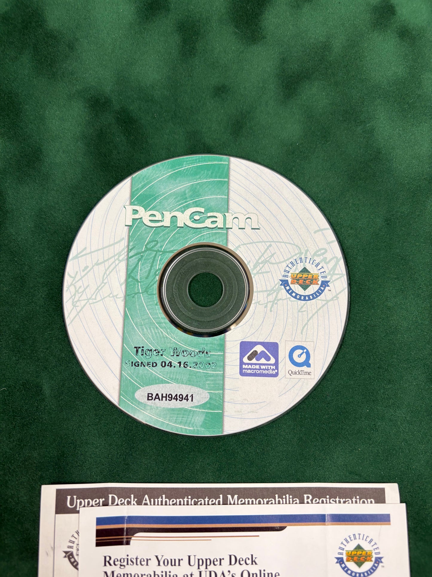 Tiger Woods RARE Signed PenCam Upper Deck Golf Flag & Signing Video + UD UDA COA