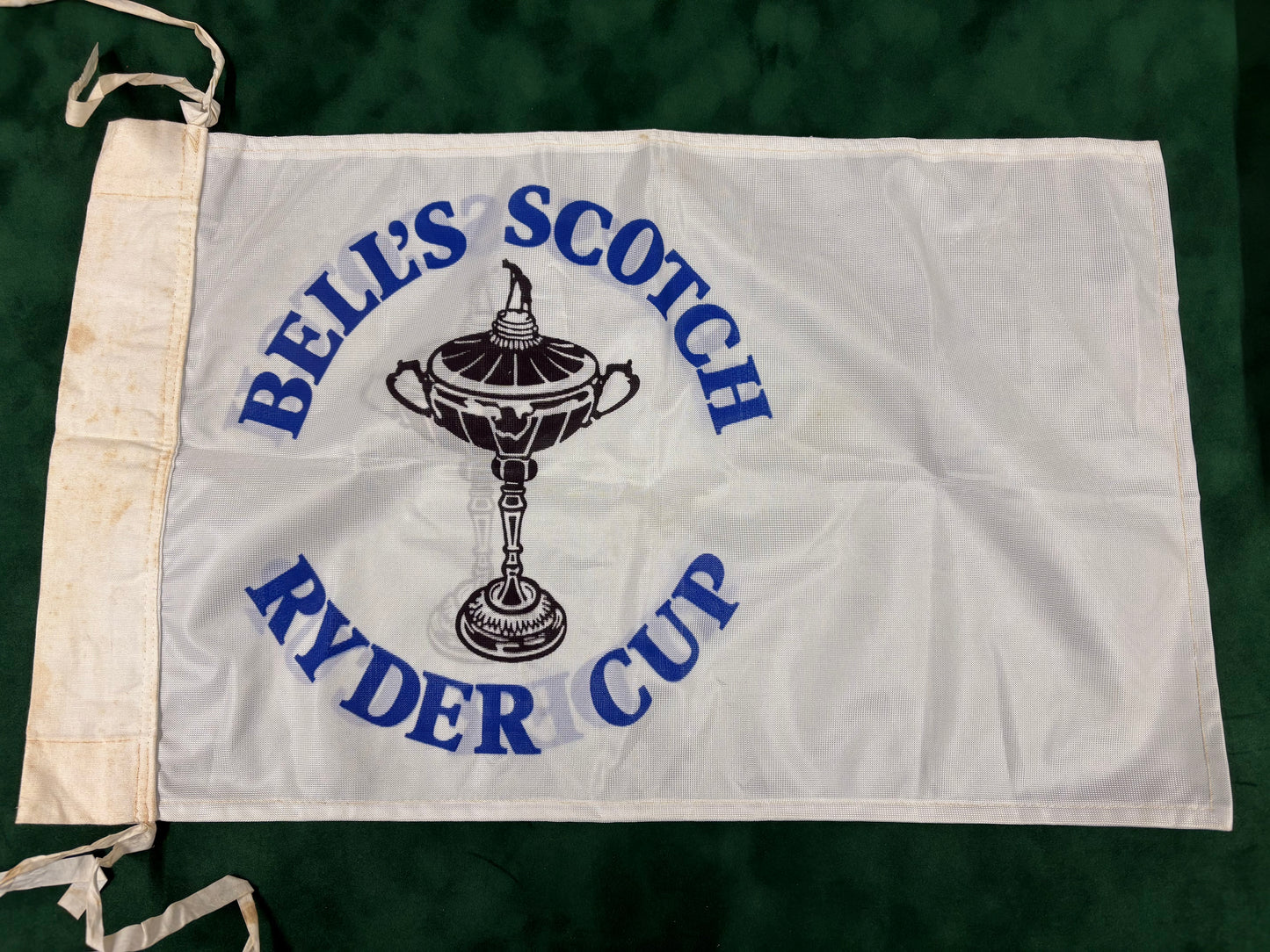 RARE 1985 26th Ryder Cup at The Belfry Course Used Bells Scotch Golf Pin Flag