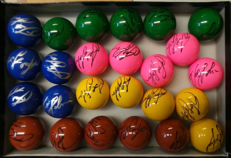 Joe Johnson Signed GREEN Snooker Ball + Dealer COA